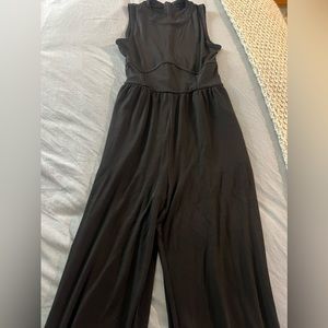 CIDER - NWT viral jumpsuit in Black